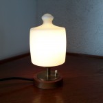 Petite lampe scandinave en bois