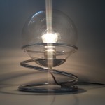 Lampe boule à spirale chromée